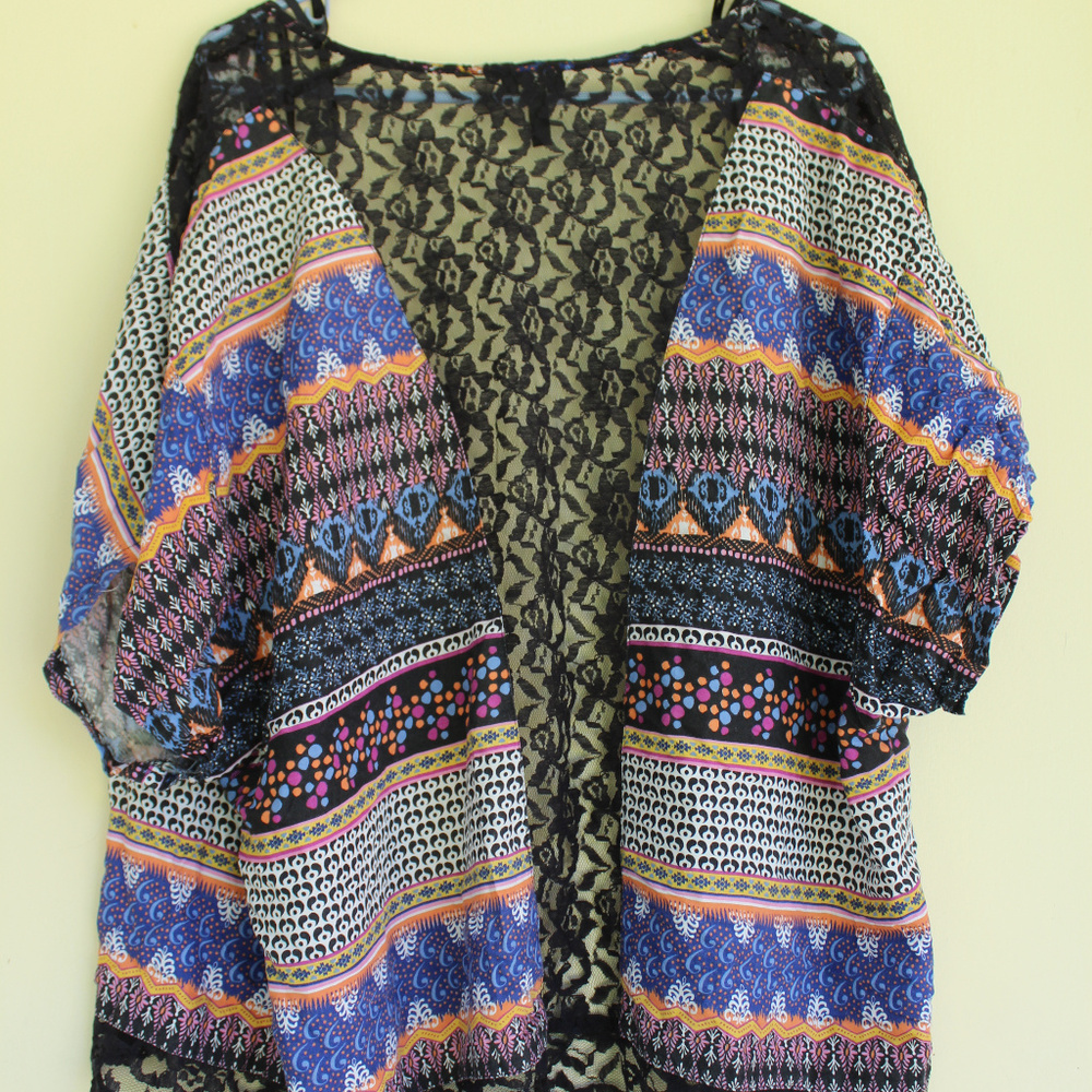 Loose/Light Cardigan, Patterned, Lace